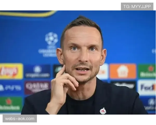 聚焦利物浦助教林德斯：他是克洛普高位压迫战术的关键执行者