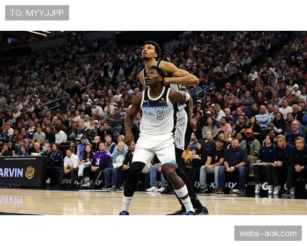 爱德华兹MVP时刻：全明星赛稳定发挥，新生代球星正式崛起宣言