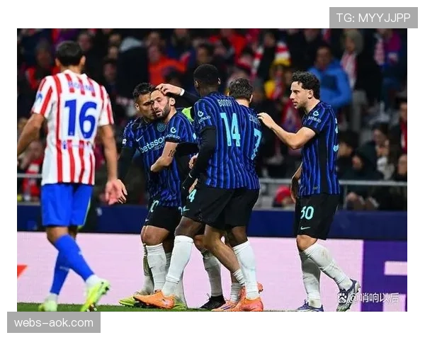 终场哨响,国际米兰球员低头离场,挪威寒风中迷失方向